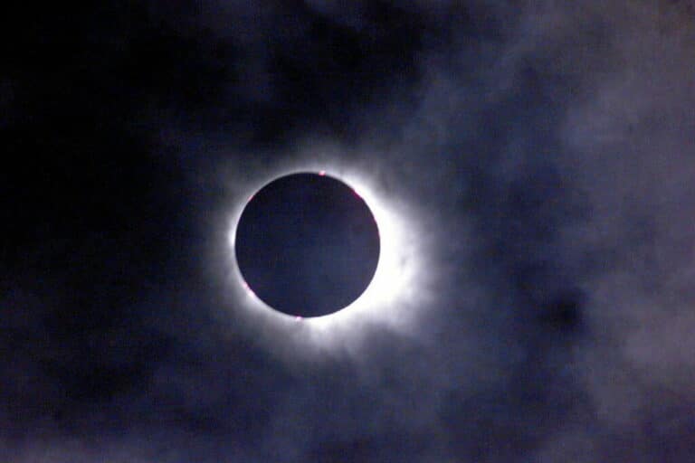 Actus françaises: Qu’est-ce qu’une éclipse solaire totale ? #France